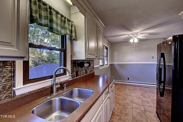 161 Grandview Road, Bristol, VA 24201