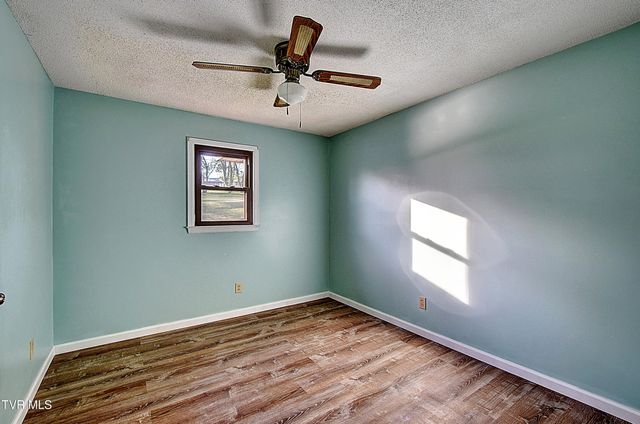 161 Grandview Road, Bristol, VA 24201