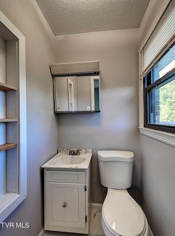 161 Grandview Road, Bristol, VA 24201