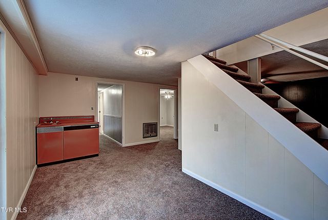 161 Grandview Road, Bristol, VA 24201