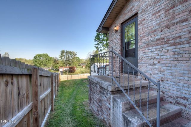 161 Grandview Road, Bristol, VA 24201