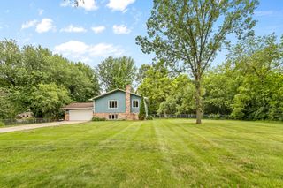 1390 Rainier Lane, Eagan, MN 55121