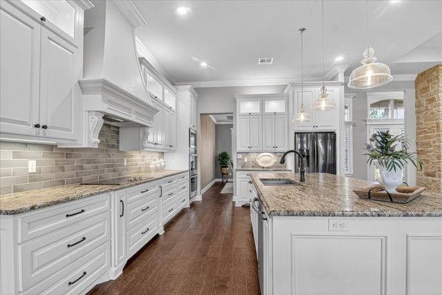 709 Gullmont Drive, Waco, TX 76712
