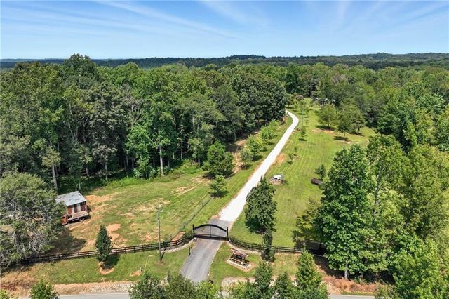 731 Borders Road, Commerce, GA 30530