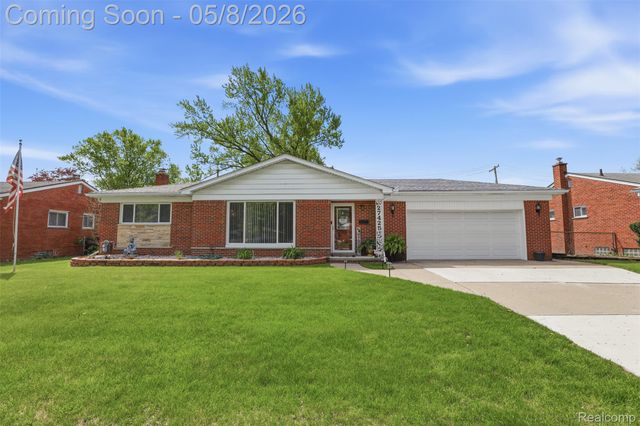 27425 Lyndon Street, Livonia, MI 48154