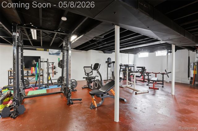27425 Lyndon Street, Livonia, MI 48154