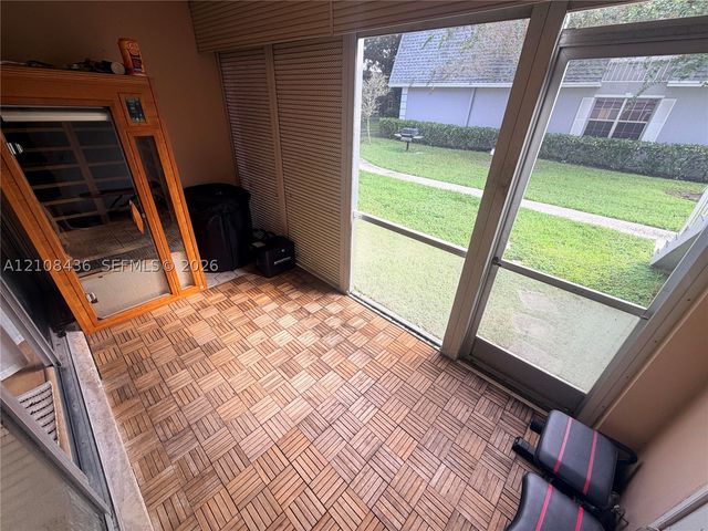 420 NW 70th Ave 126, Plantation, FL 33317