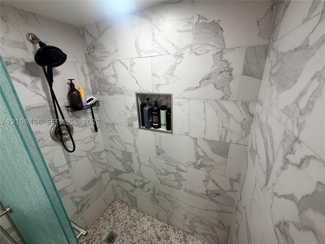 420 NW 70th Ave 126, Plantation, FL 33317