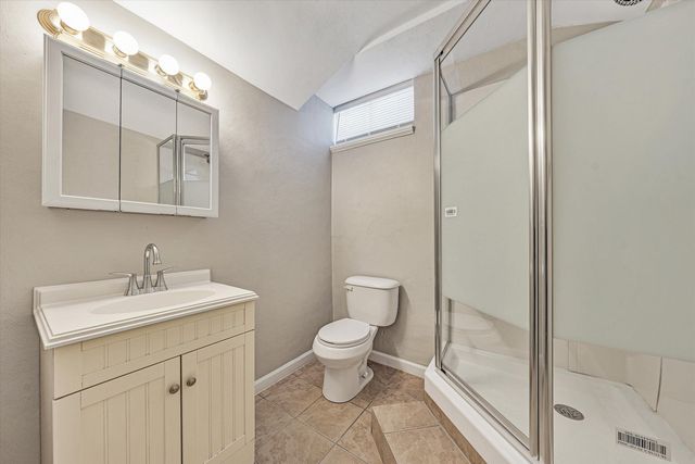 2031 Bridle LN, Roanoke, VA 24018