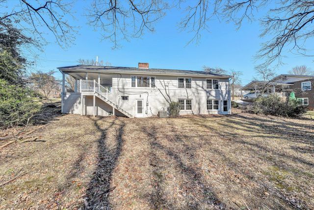 2031 Bridle LN, Roanoke, VA 24018