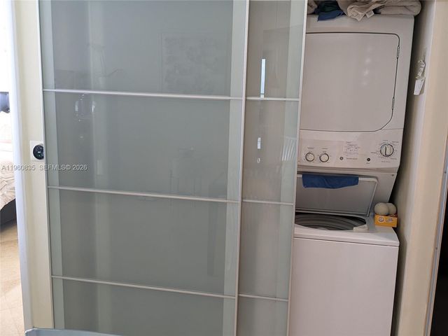 6365 Collins Ave 2709, Miami Beach, FL 33141