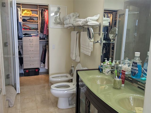 6365 Collins Ave 2709, Miami Beach, FL 33141