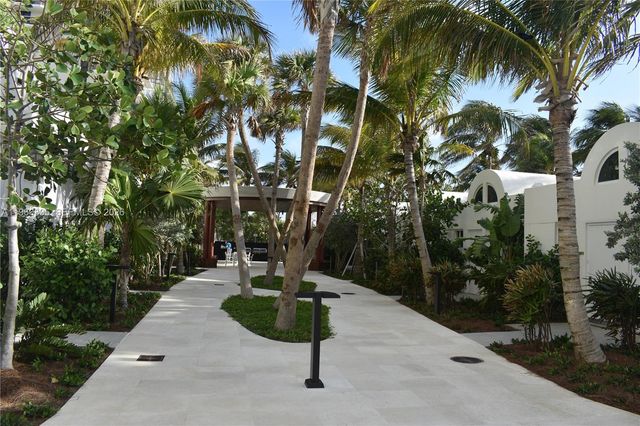 6365 Collins Ave 2709, Miami Beach, FL 33141