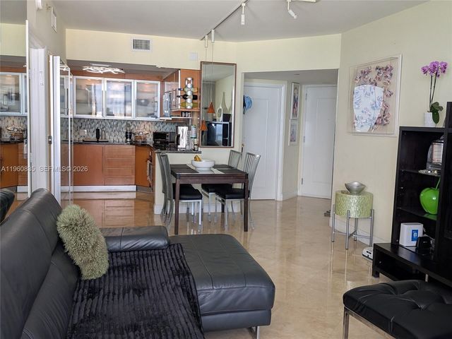 6365 Collins Ave 2709, Miami Beach, FL 33141