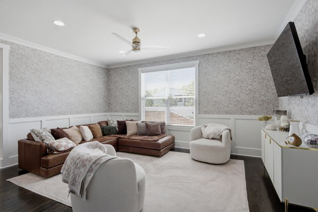 1025 Summit Ave, Nashville, TN 37203