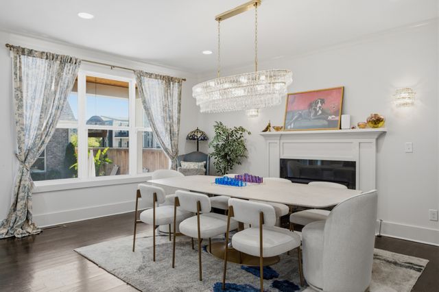 1025 Summit Ave, Nashville, TN 37203