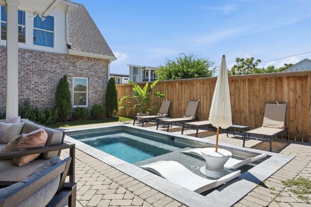 1025 Summit Ave, Nashville, TN 37203