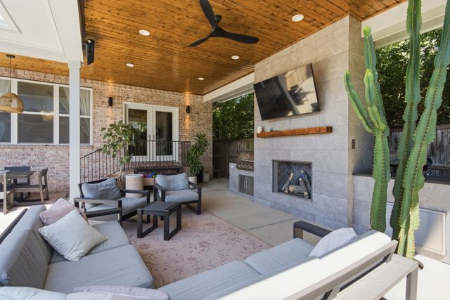 1025 Summit Ave, Nashville, TN 37203