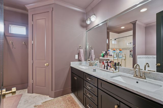 1025 Summit Ave, Nashville, TN 37203