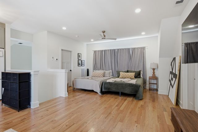 1025 Summit Ave, Nashville, TN 37203