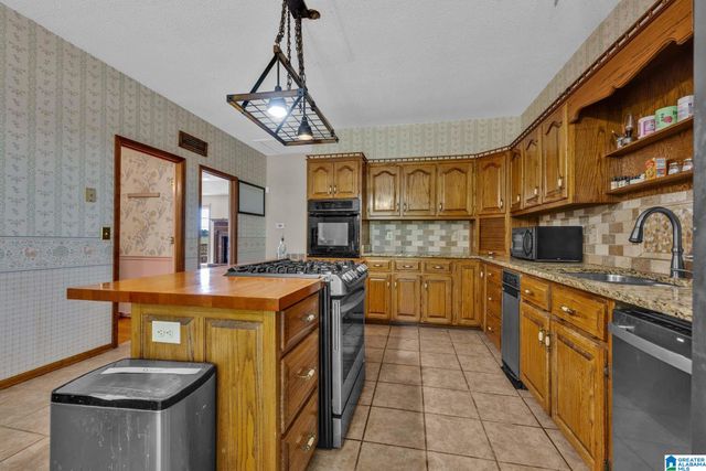 273 COUNTY ROAD 792, Cullman, AL 35055