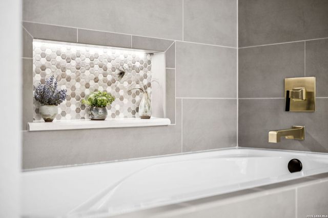 230 Dwyer Ave Unit 501, San Antonio, TX 78204