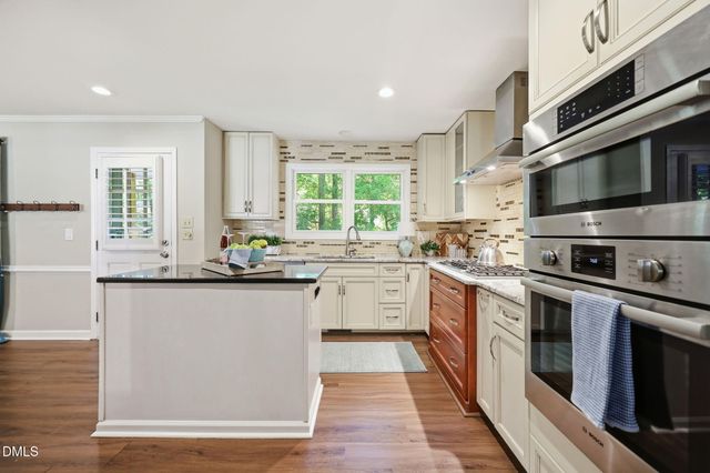 805 Ellynn Drive, Cary, NC 27511