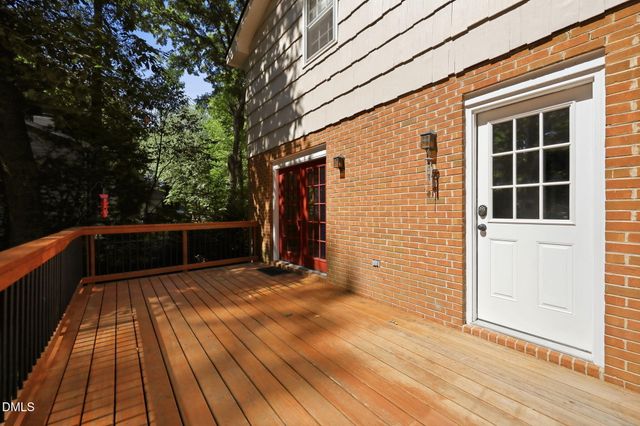 805 Ellynn Drive, Cary, NC 27511