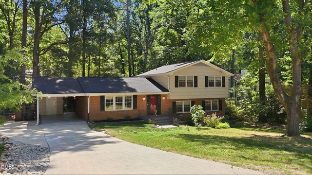 805 Ellynn Drive, Cary, NC 27511