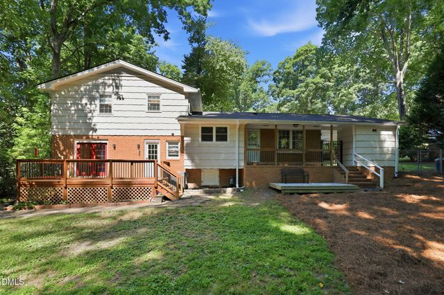 805 Ellynn Drive, Cary, NC 27511