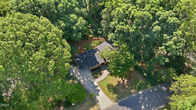 805 Ellynn Drive, Cary, NC 27511