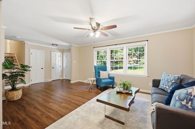 805 Ellynn Drive, Cary, NC 27511