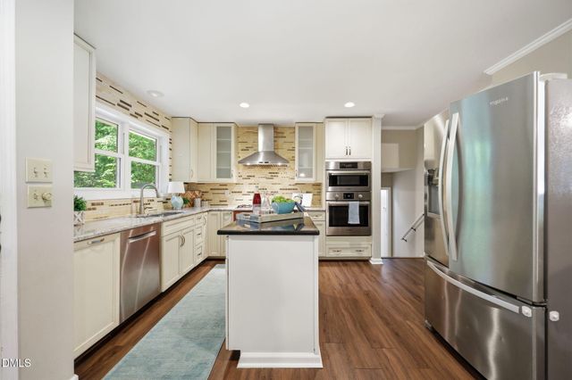805 Ellynn Drive, Cary, NC 27511