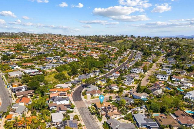 5217 Vickie Dr, San Diego, CA 92109