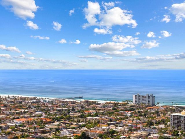 5217 Vickie Dr, San Diego, CA 92109