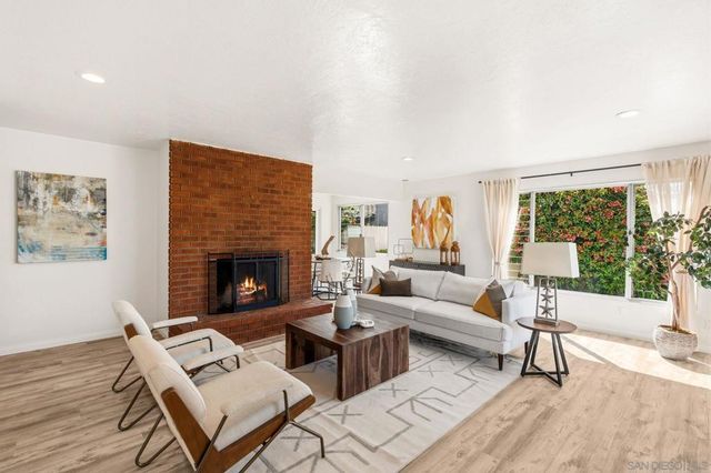 5217 Vickie Dr, San Diego, CA 92109