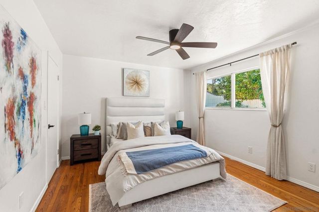 5217 Vickie Dr, San Diego, CA 92109