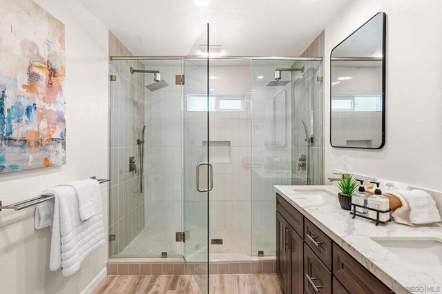 5217 Vickie Dr, San Diego, CA 92109