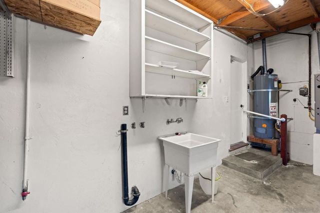 5217 Vickie Dr, San Diego, CA 92109