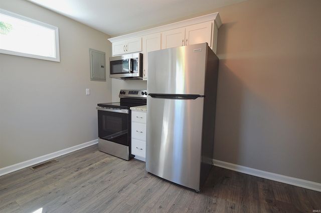 423 Mildred Avenue, Fort Wayne, IN 46808