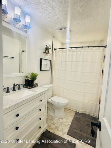 4036 Truxton Lane, Lansing, MI 48911