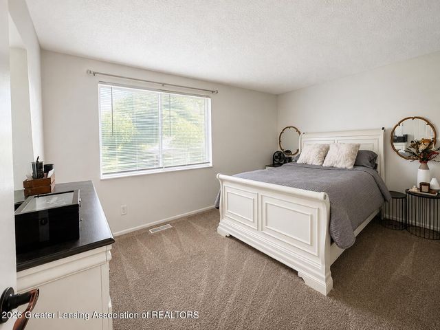 4036 Truxton Lane, Lansing, MI 48911