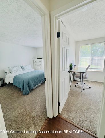 4036 Truxton Lane, Lansing, MI 48911