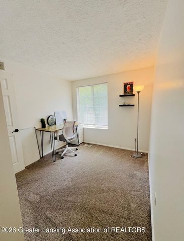 4036 Truxton Lane, Lansing, MI 48911