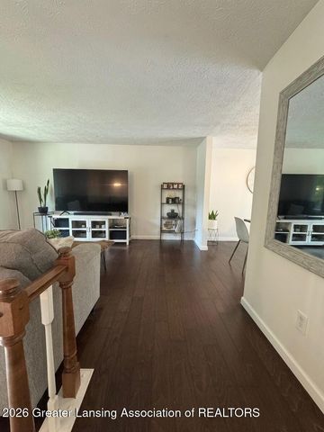 4036 Truxton Lane, Lansing, MI 48911