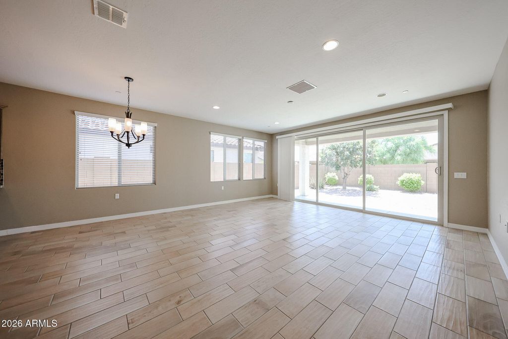 15810 N 109TH Avenue, Sun City, AZ 85351 — photo 3