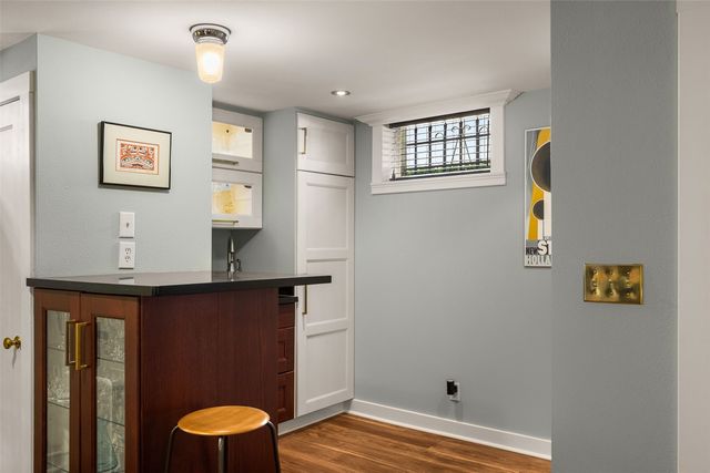 7963 Seward Park Avenue S, Seattle, WA 98118