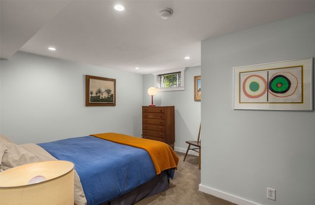 7963 Seward Park Avenue S, Seattle, WA 98118
