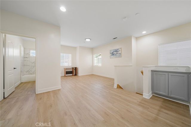 527 S 5th Ave B, Arcadia, CA 91006