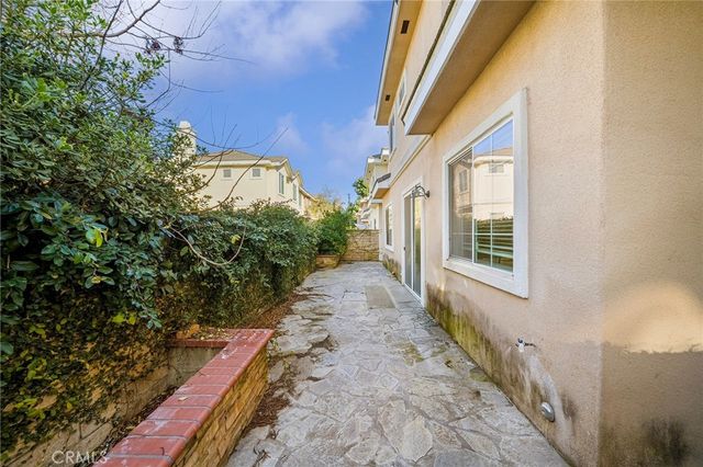 527 S 5th Ave B, Arcadia, CA 91006